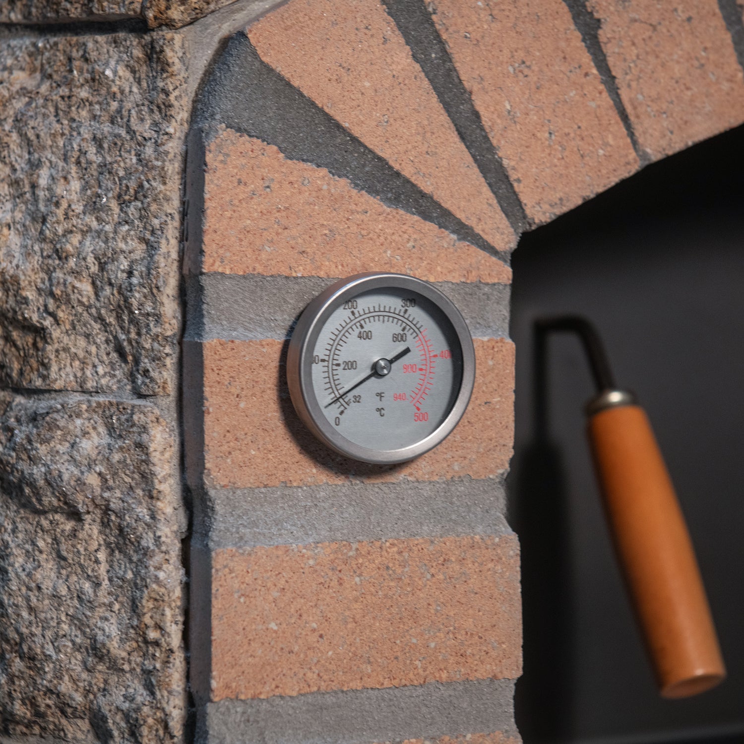 Horácio 1945 Brick Pro - Granite